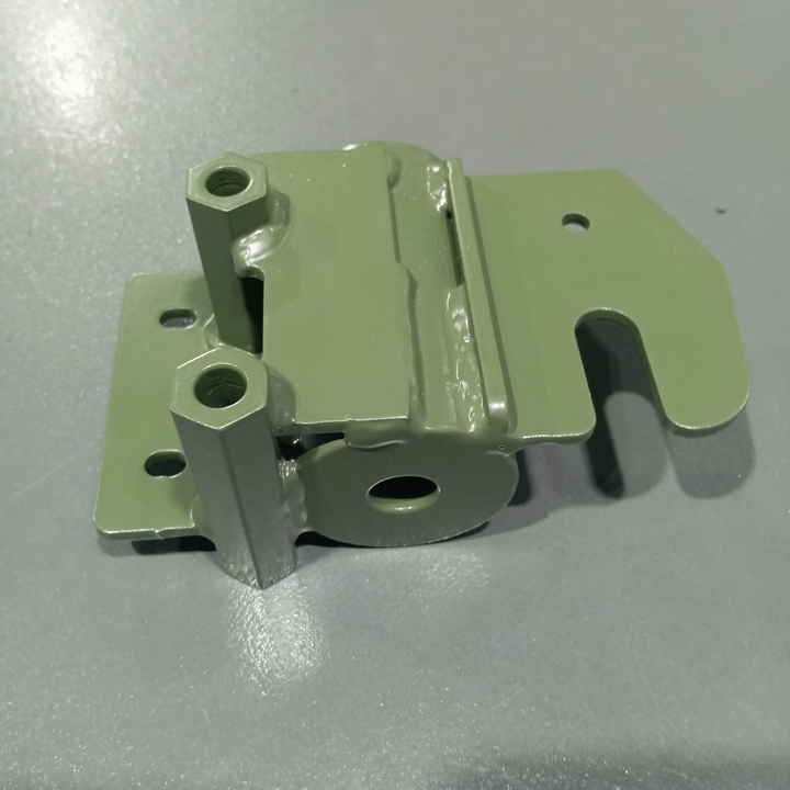 Кронштейн амортизатора левый Bulldog [цвет зеленый с грунтом]